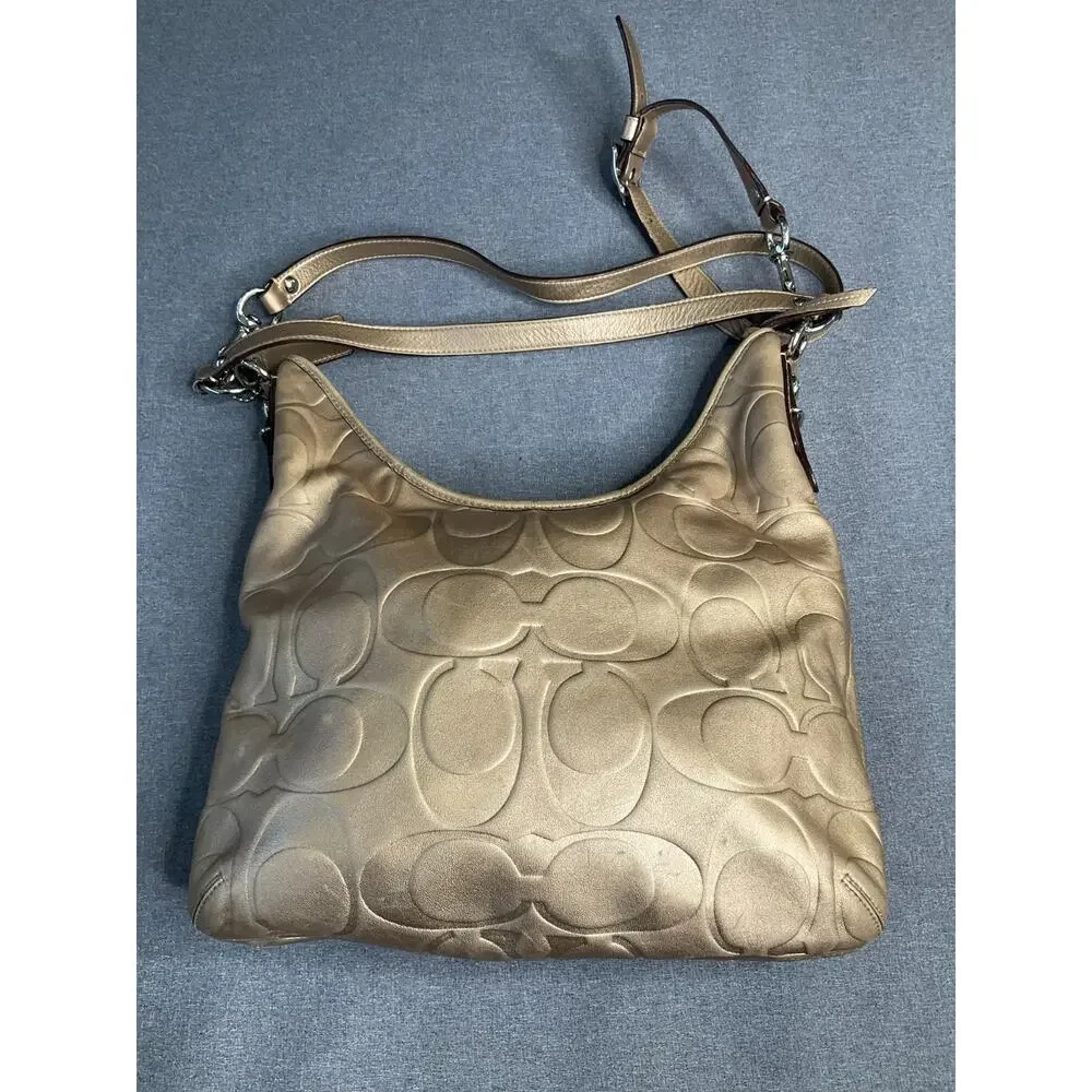 Coach Signature Logo Gold Leather Shoulder Bag Used FI7991